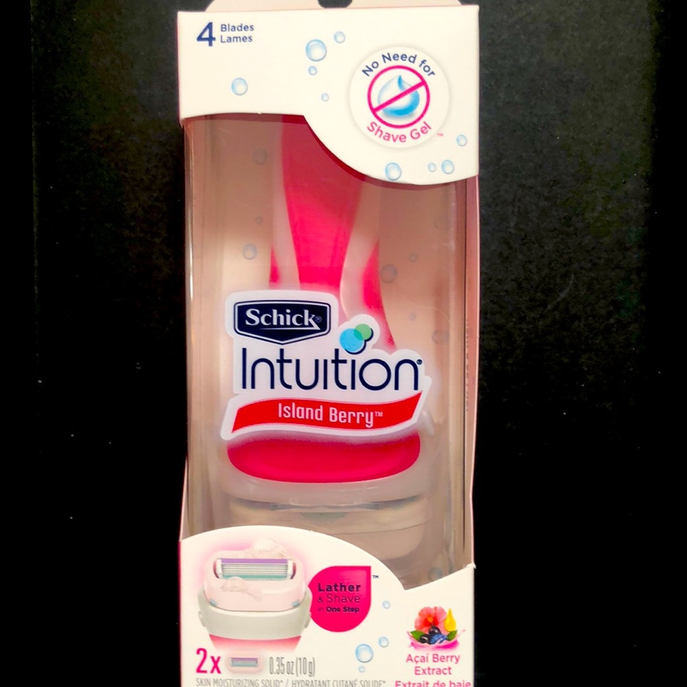 SCHICK INTUITION Island Berry Lather & Shave 4 Blades
